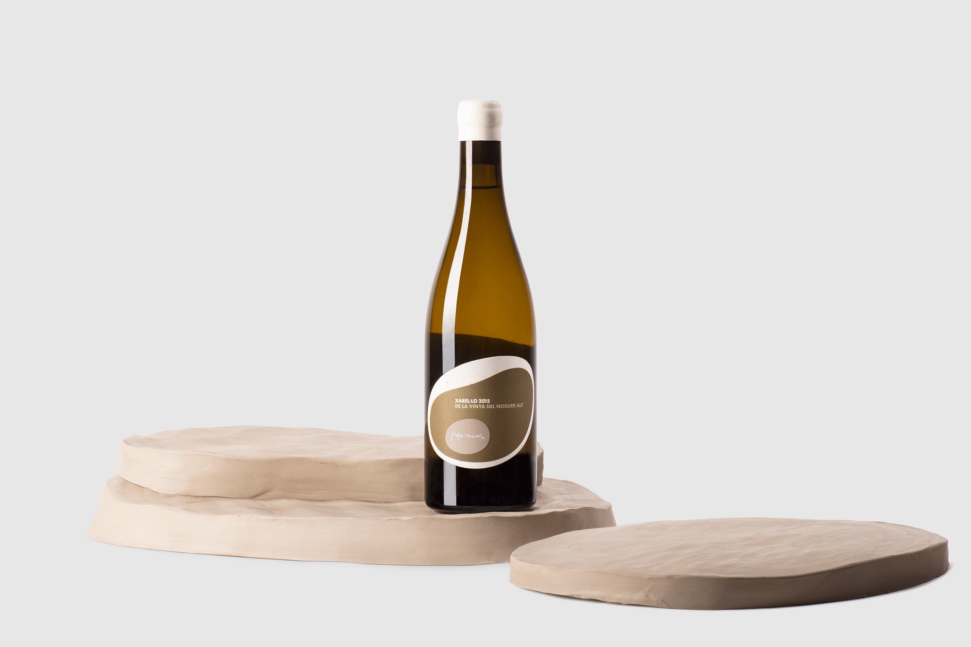 Diseño de las etiquetas de la colección de vinos naturales del elaborador en Penedès, Pepe Raventós.
