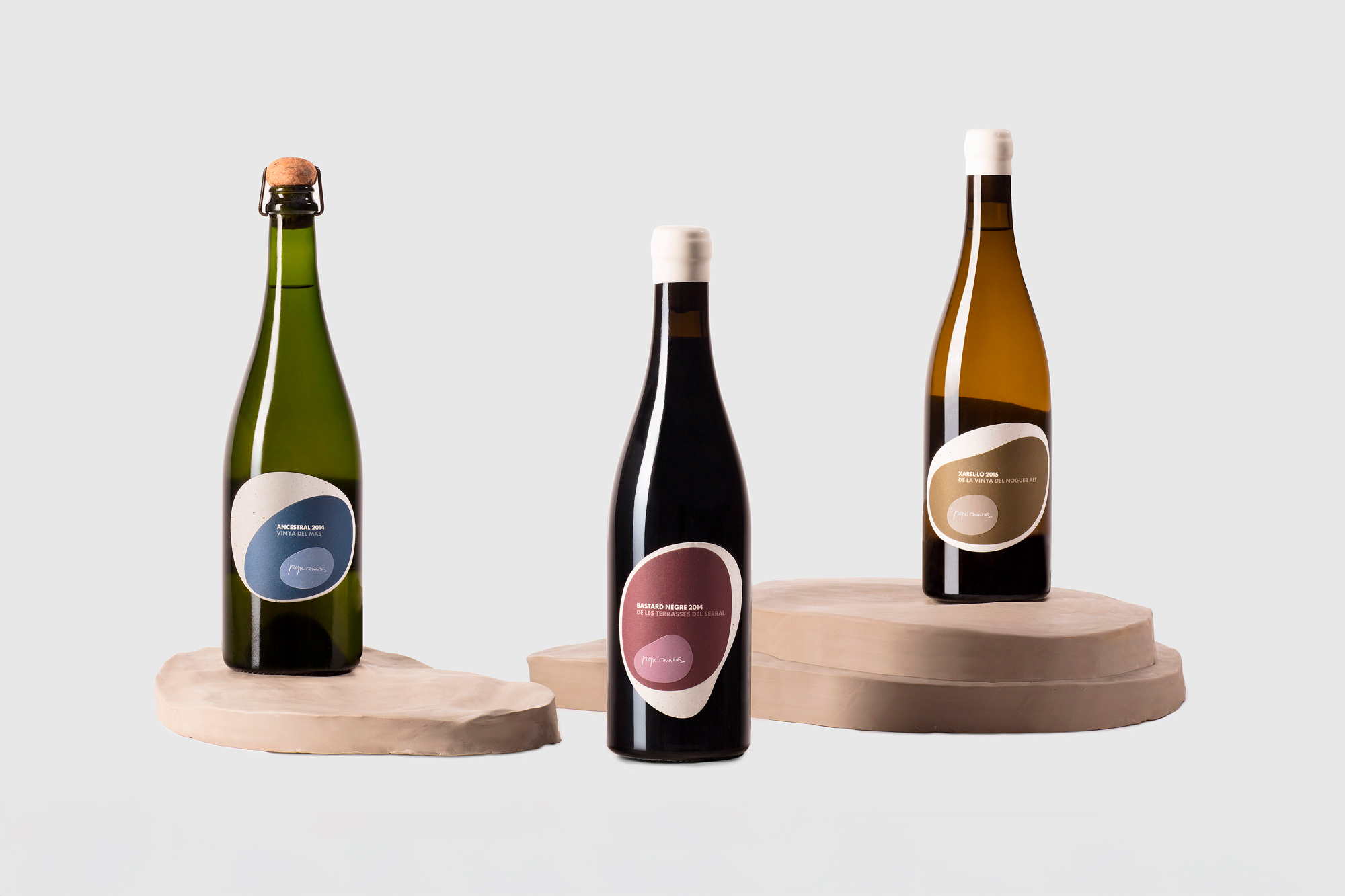 Diseño de las etiquetas de la colección de vinos naturales del elaborador en Penedès, Pepe Raventós.