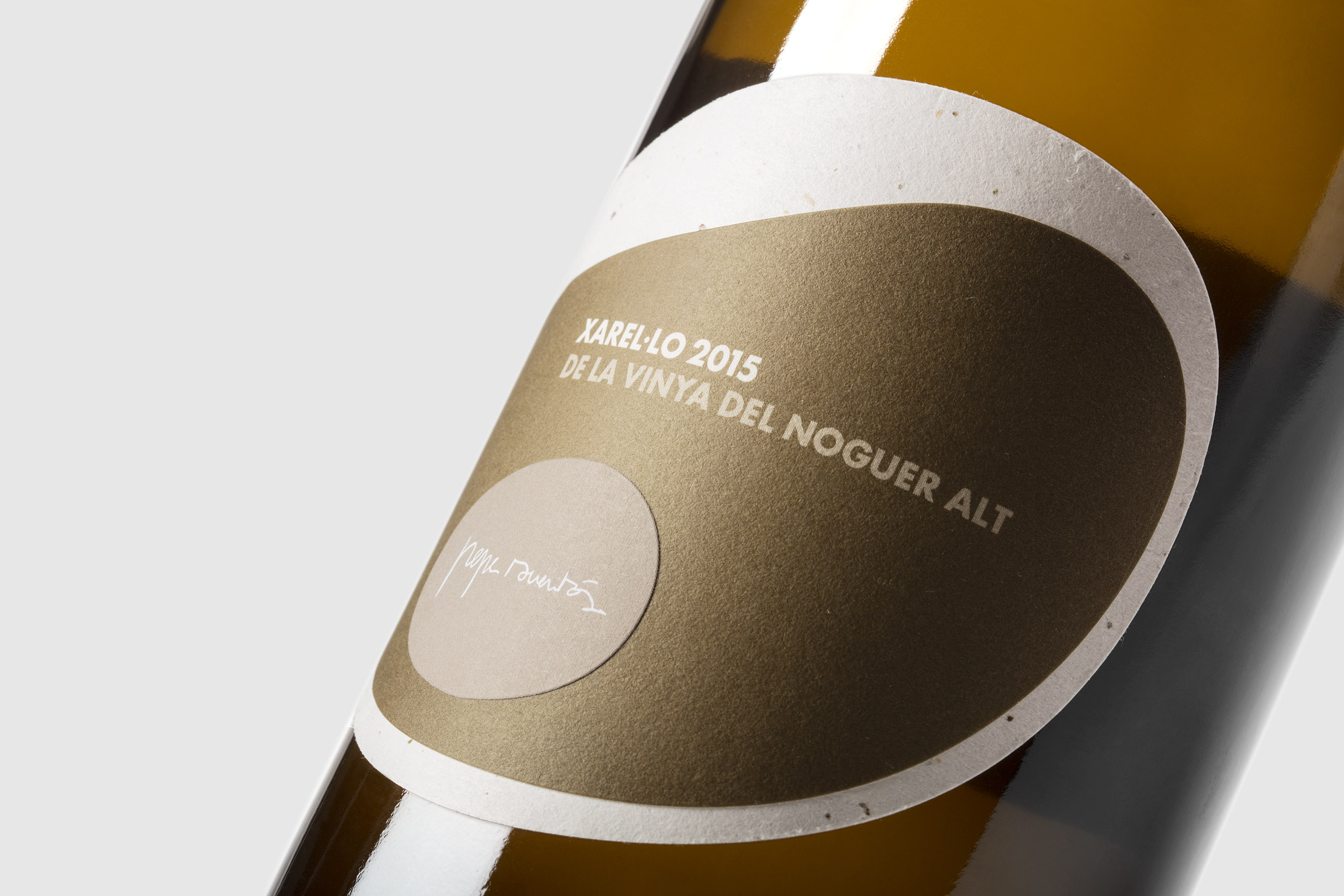 Diseño de la etiqueta de la colección de vinos naturales del elaborador de vino en Penedès, Pepe Raventós